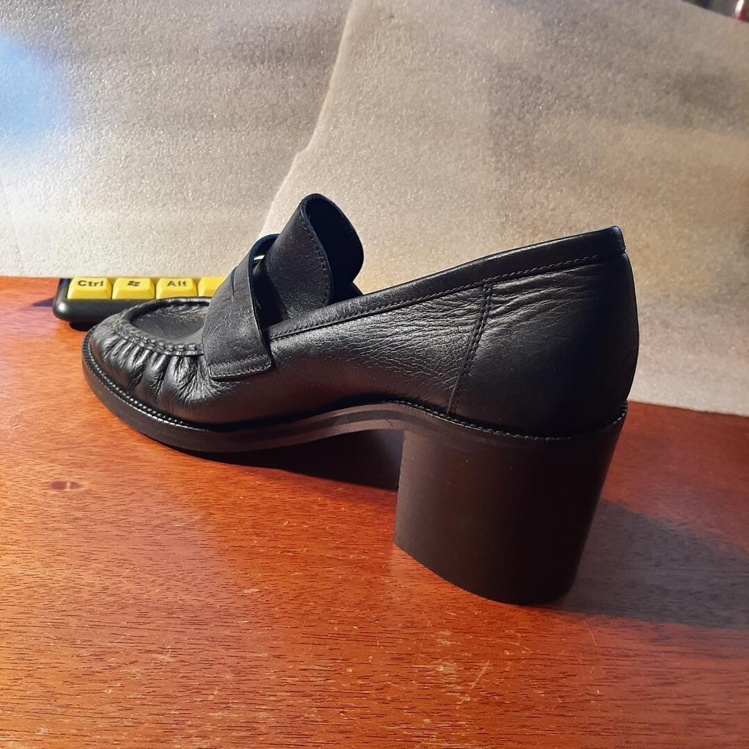 Aquatalia Black Patent Leather Loafers Size 10 Aquatalia Marta Patent Leather Lug Sole Loafers Black Size 9 main image 4