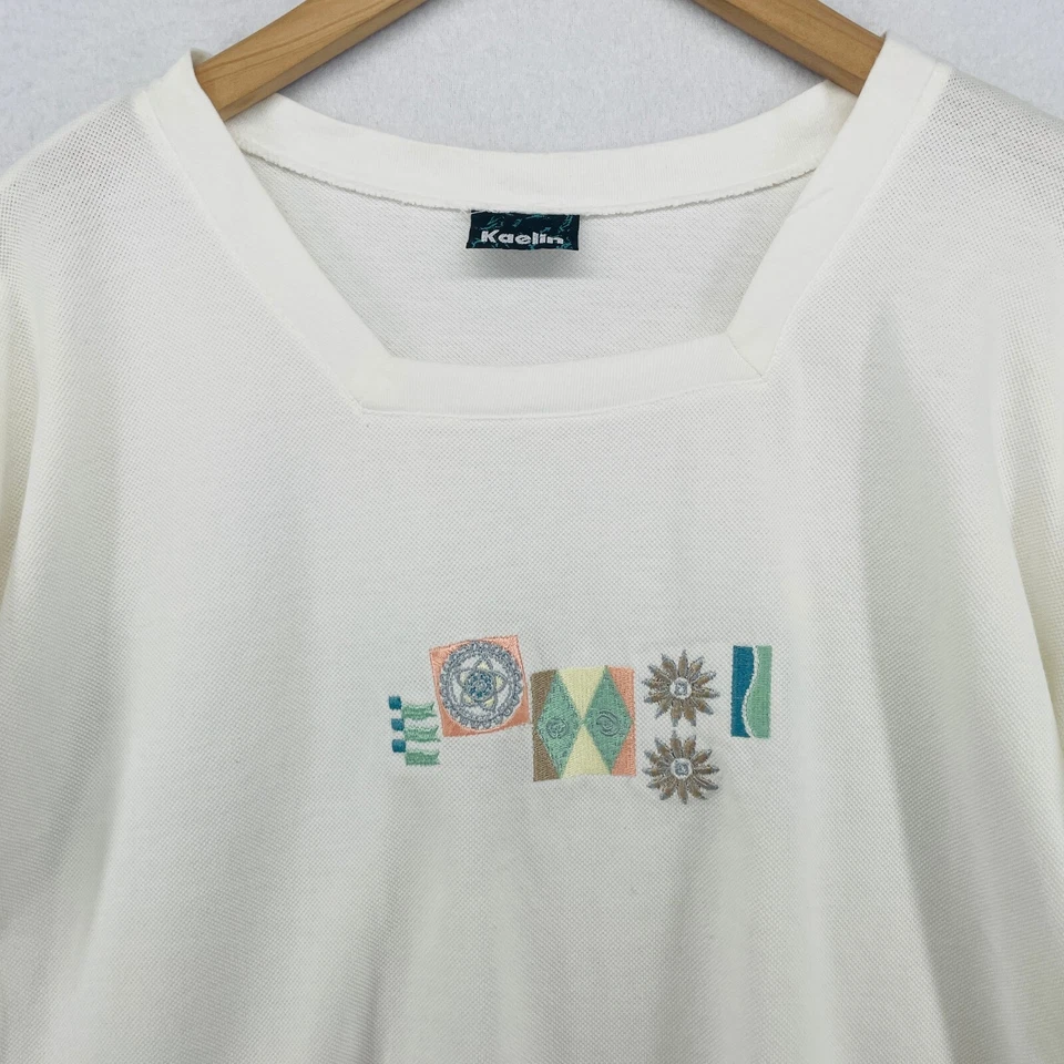 Top KAELIN para mujer XL tenis golf piqué bordado manga corta cuadrado blanco de colección Foto 3 de 4