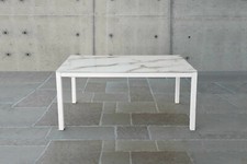 Table à Manger Extensible Plan Verre Extra Claire Moderne Base Métal