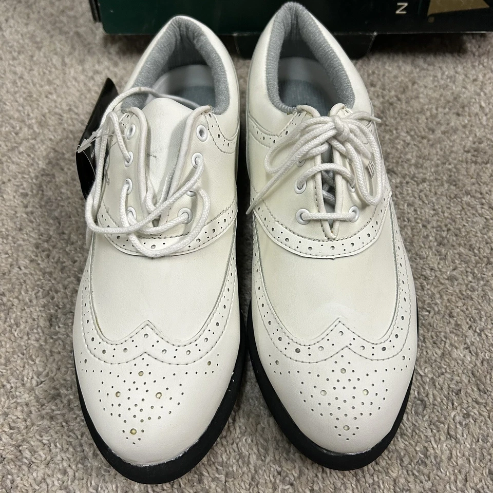 Zapatos de golf Wilson Pro Staff Contour para mujer picos de metal talla 8 nuevos con defectos Foto 2 de 4