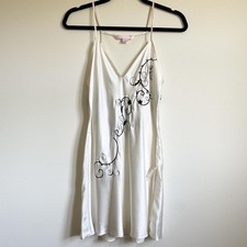 Vintage Y2K Victorias Secret 100 Silk Mesh Embroidered Slip Gown Dress Small