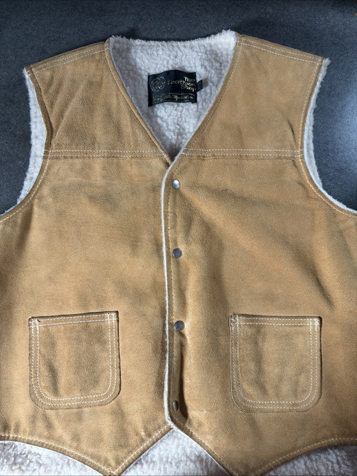 Vintage Sears The Leather Shop Mens Tan Suede Sherpa Lined Western Vest Large