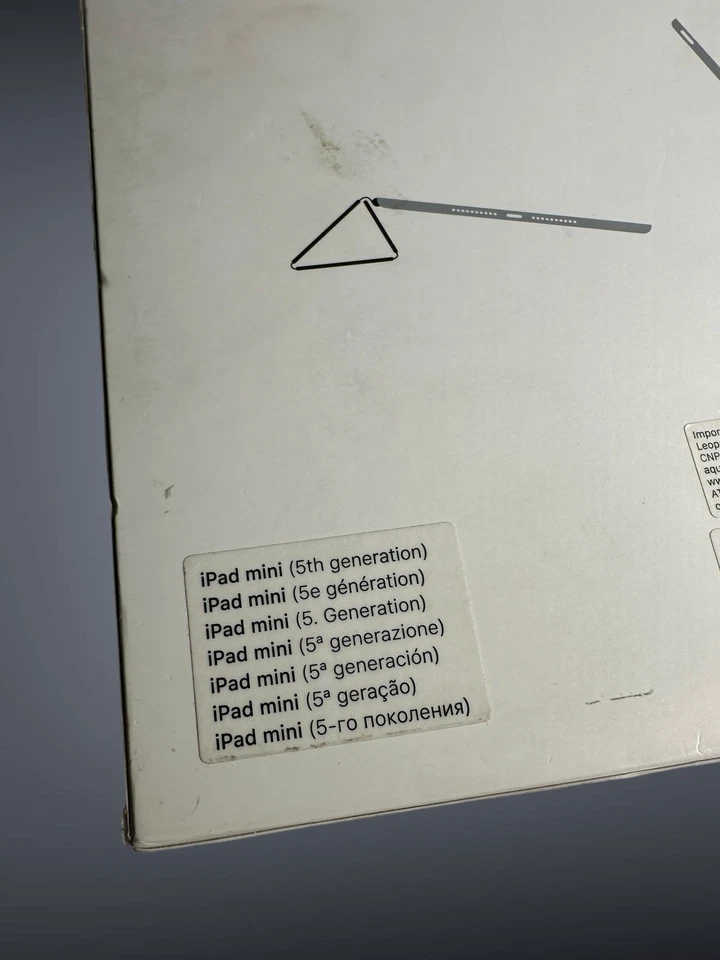 Genuine Apple iPad Mini Smart Cover 5Th Generation Mallard Green New Open Box - Image 3 of 4