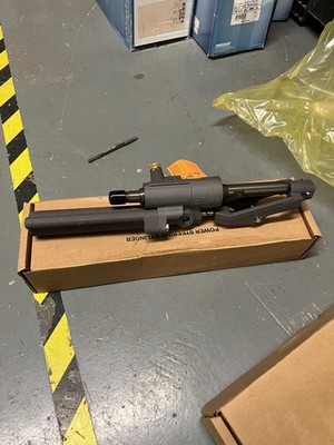 New OEM Mercruiser Mercury Hyd Power Steering Cylinder Actuator Ram # 8M0156116