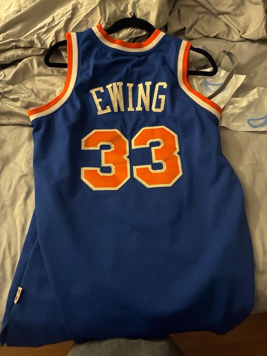 Adidas New York Knicks Patrick Ewing #33 Jersey Small +2 Length