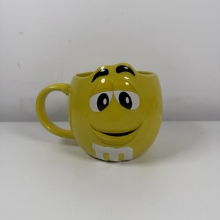 M&Ms World 2020 Expressions Large 3D Yellow Round Ceramic Mug