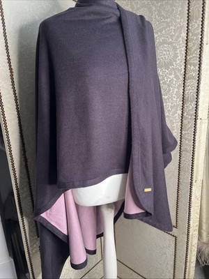 Oscar b Cape in tief aubergine und rosa wendbar