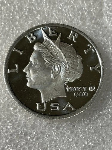 2005 Norfed 1/2 Troy Oz .999 Fine Silver $10