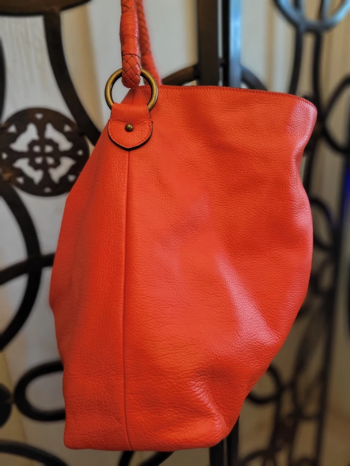 Bolso de hombro Hobo de cuero naranja Talbots Foto 4 de 4