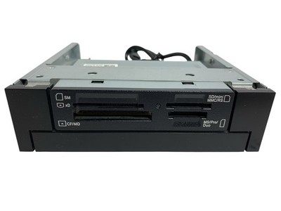 Dell Media Card Reader G7V21 FXYPG Mounted in NR95F 5.25'' Drive Bay Adapter