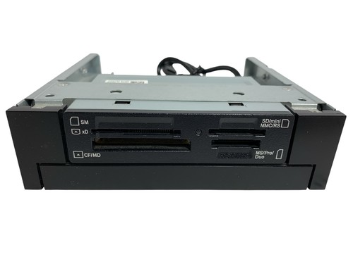 Dell Media Card Reader G7V21 FXYPG Mounted in NR95F 5.25" Drive Bay Adapter