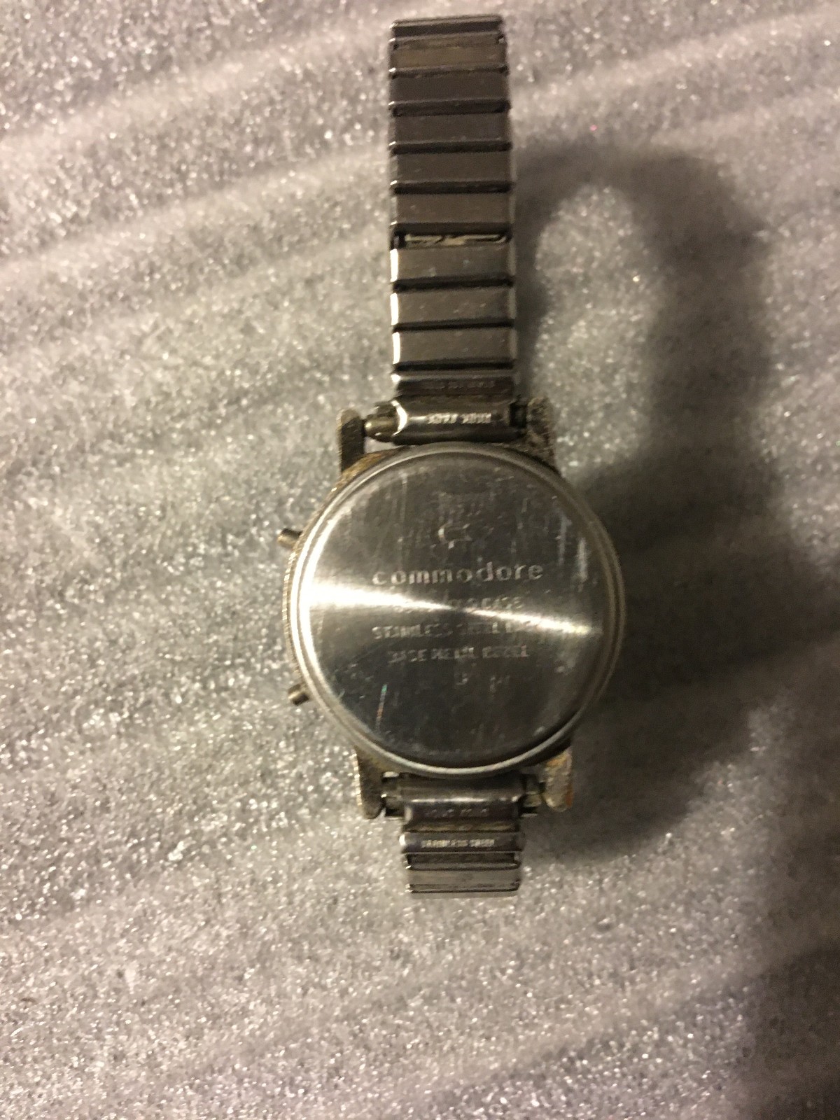 Commodore CBM LED watch - partially working - image 2