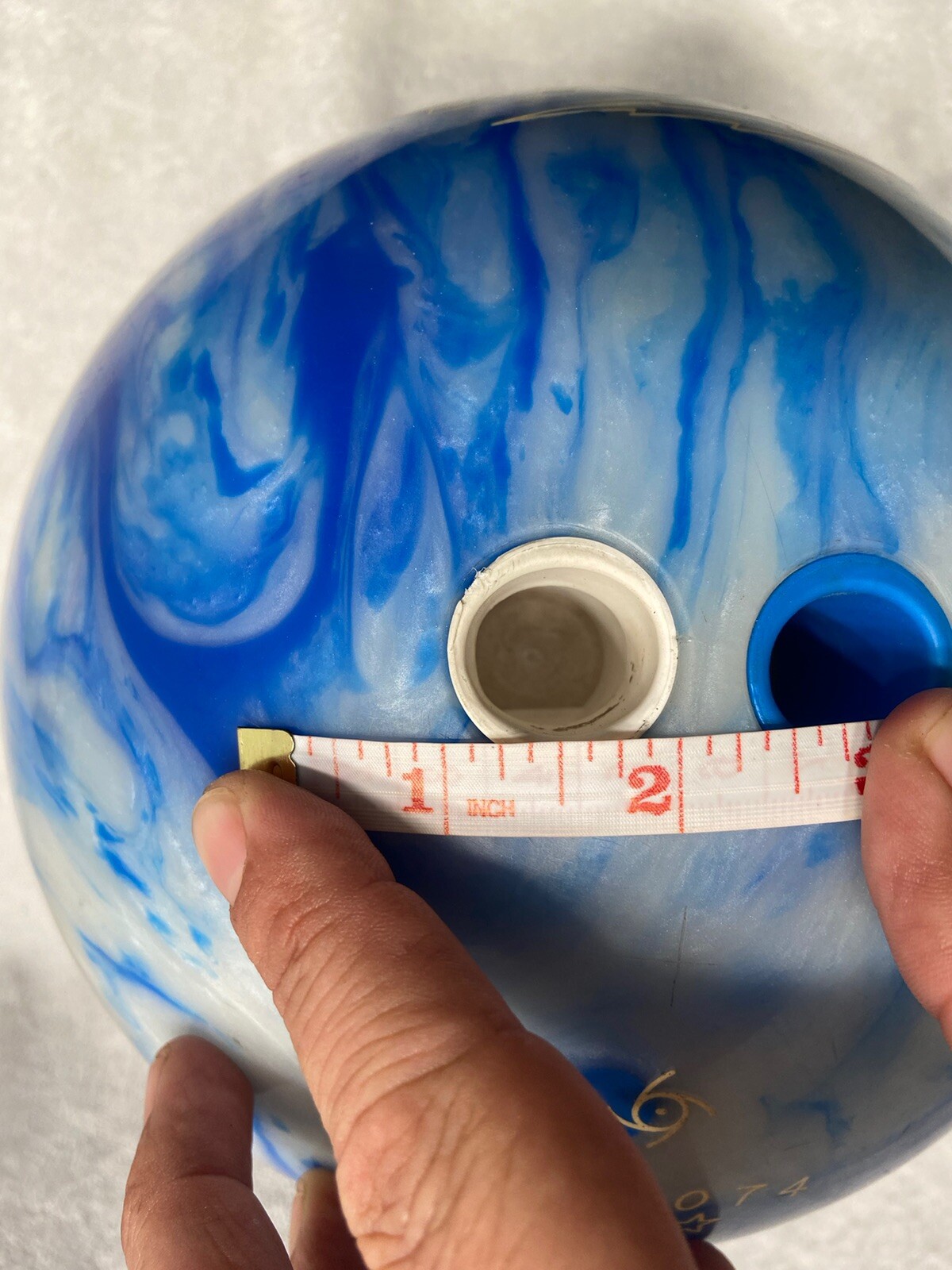 Storm Ice 12 LB Pearl Bowling Ball, Blue/White, Single Drilled No Thumb Hole