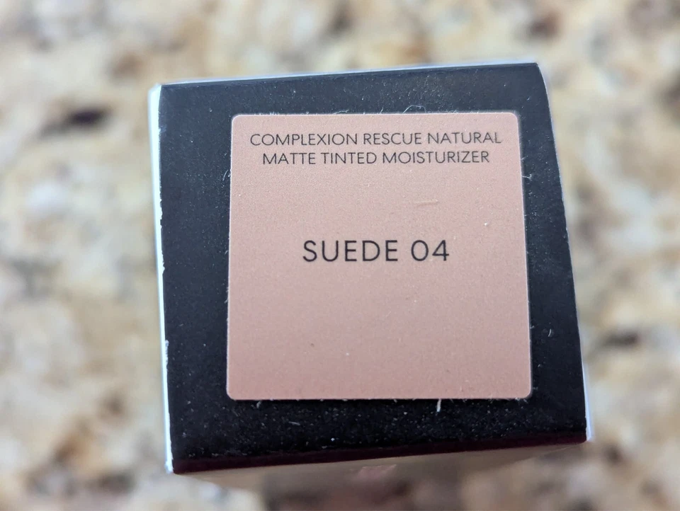 BareMinerals Complexion Rescue Mineral Sunscreen SPF30 04 Suede 1.18 oz exp:6/25 - Image 2 of 4