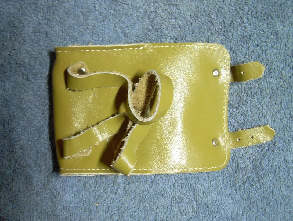 ANCIEN PETIT CARTABLE EN CUIR POUR POUPEE BAIGNEUR  7/9cm sans les anses - Photo 4/4