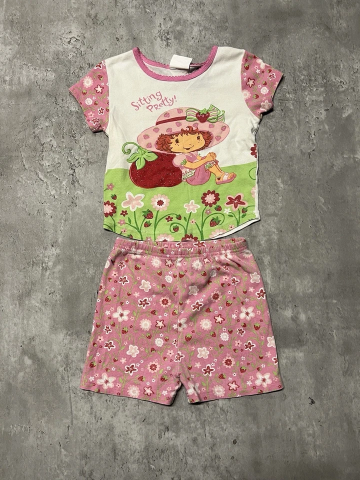 Vintage 90s Y2K Strawberry Shortcake Matching PJ Shirt & Short Set Toddler Girl