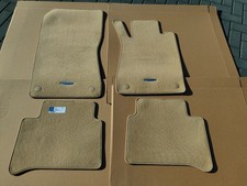 Mercedes-Benz Original 4 Velours Fußmatten C 219 CLS Coupe Beige RHD Neu Mercedes-Benz Original 4 Velours Fußmatten C 219 CLS Coupe Beige RHD Neu