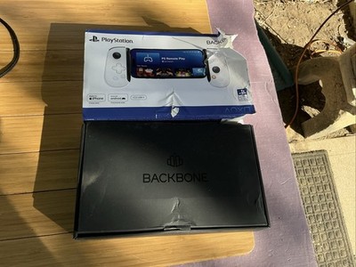 Backbone One - PlayStation Edition (USB-C) - Mobile Gaming