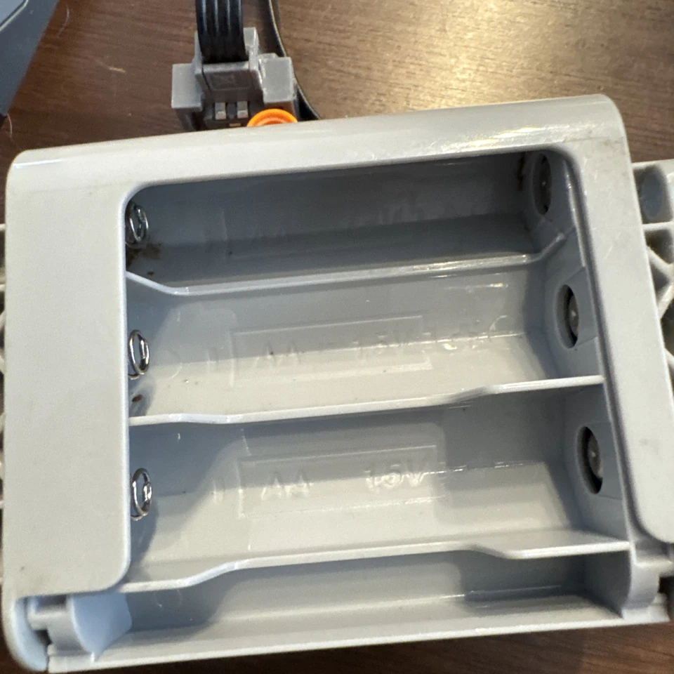 Lego Power Functions Battery Box, Lights, Motor, And Switch Set Lot - Image 4 of 4