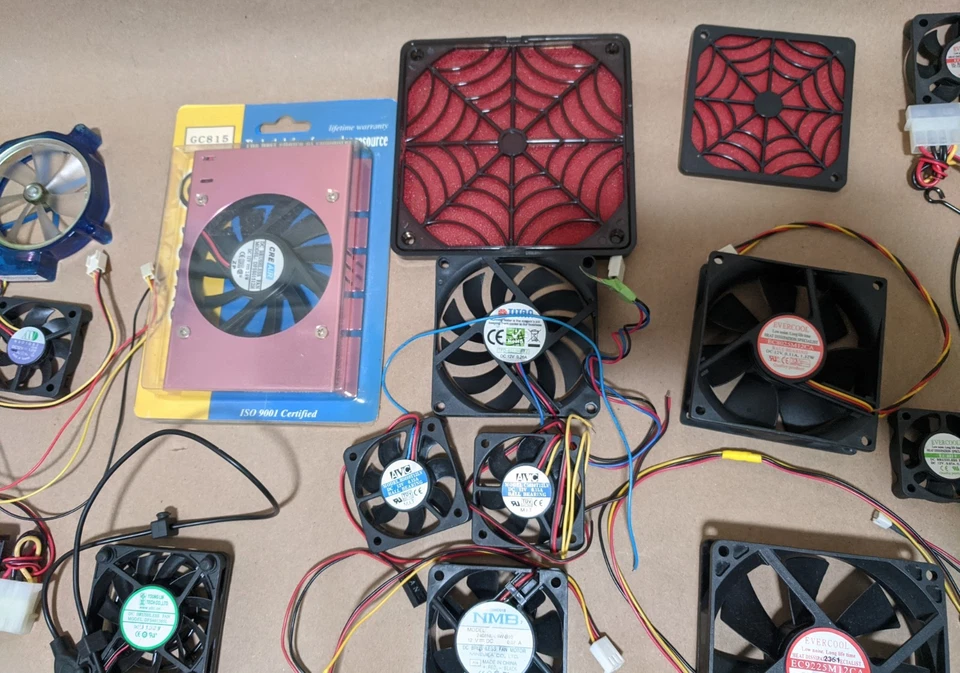 Mixed 37pack: System Blower Fan,Anti-Vibration Pad,  30-92mm Case Cooling Fan - Image 4 of 4