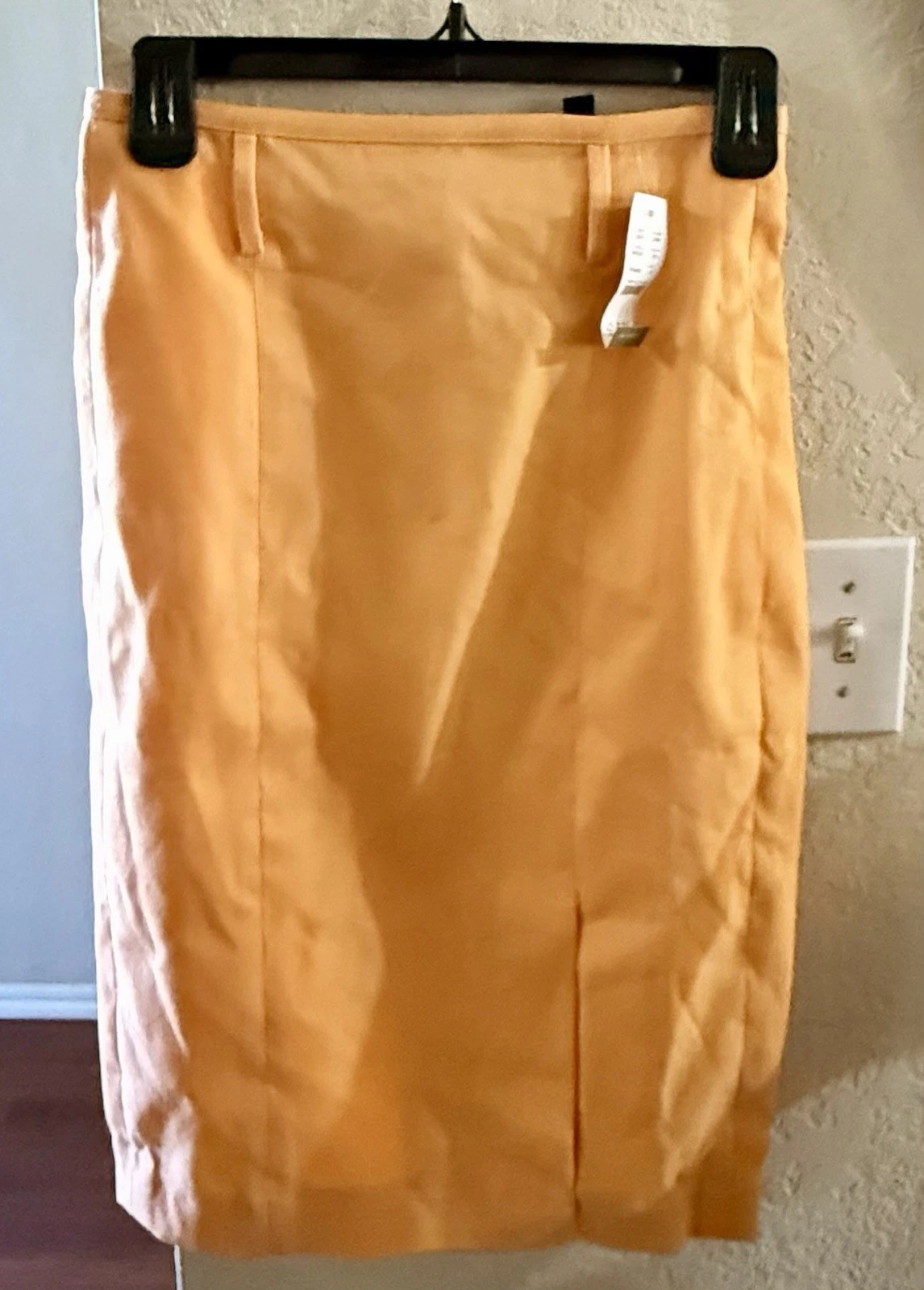J.CREW Women’s White Pencil Linen Straight Knee Length Skirt Peach, 00 NWT
Opens in a new window or