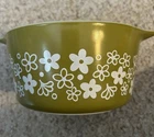 Vintage PYREX Green Spring Blossom Crazy Daisy Casserole Dish 473 1 QT No Lid