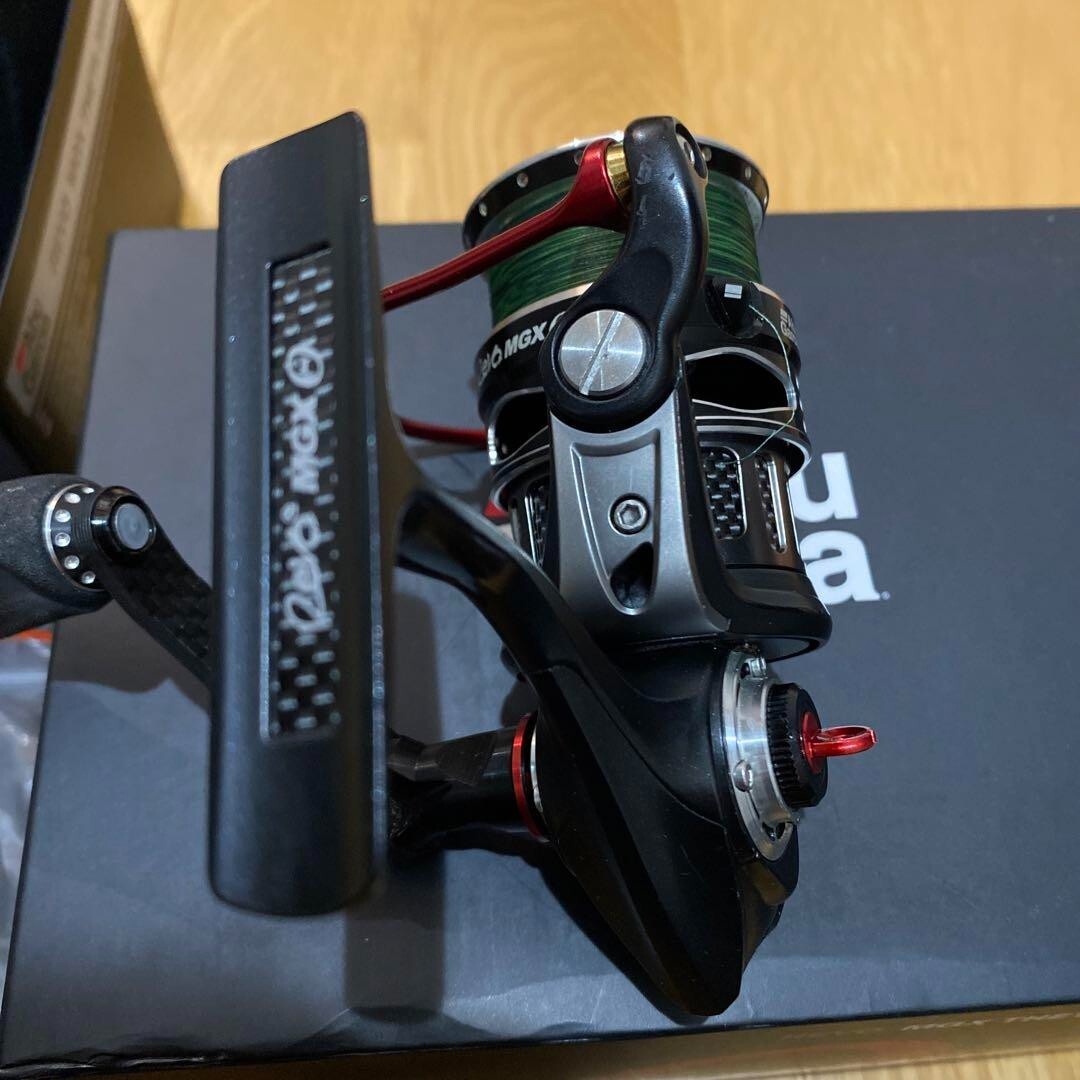 Abu Garcia Revo MGX THETA θ 2000SH 61YzvJzPcGL._UF350,350_QL80_.jpg