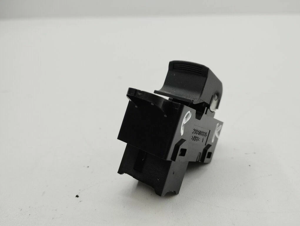 Hyundai Veloster 2012 Window Control Switch Button Left front 