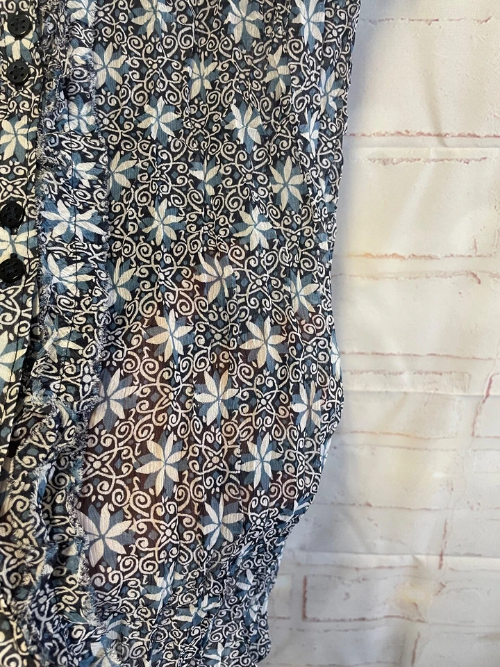 Espirit Top, Blue Floral Semi-sheer, Ruffle Accents, Women's Medium Blouse - Image 3 of 4