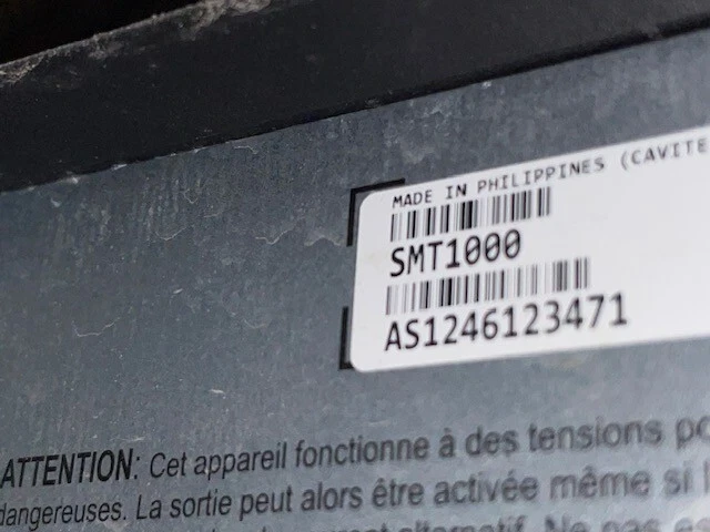APC Smart-UPS 1000VA 700W LCD Tower 15A 120V Output: (8) 5-15R, SMT1000 - Image 4 of 4