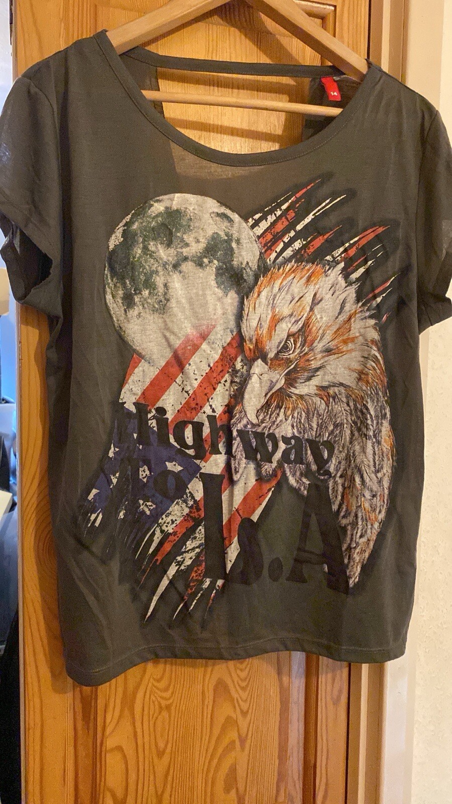 Picture 1 of 1