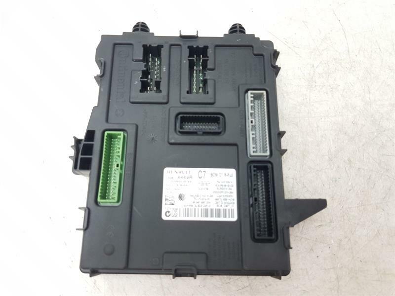284B14449R Electronics Module Renault MEGANE IV Fastback 2015 
