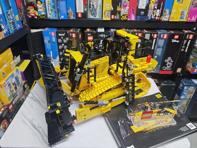 LEGO 42131 Technic Cat D11 Bulldozer 3854 pcs -丨With Instruction丨No box！