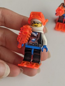 Vintage LEGO Minifigures: Ice Planet 6973,  6983 With Skis & Weapons ( + Extra )