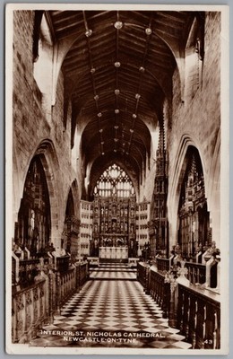 NEWCASTLE-ON-TYNE - Tyne and Wear St Nicholas Cathedral Vintage RP Postkarte