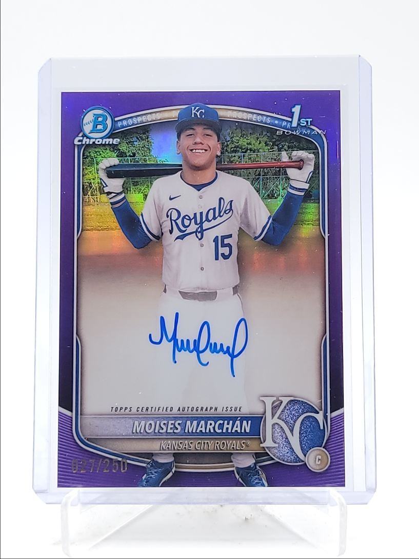 MOISES MARCHAN 2025 BOWMAN CHROME 1ST PURPLE REFRACTOR AUTO /250 Q5547