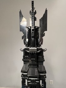 LEGO 10237 Tower of Orthanc LOTR COMPLETE w/Box & 5 Minifigs &ndash; NO RESERV