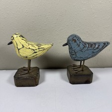 VTG Folk Art Wooden Bird Pair Hand Painted Rustic Sculptures On Wood Bases4.5 in