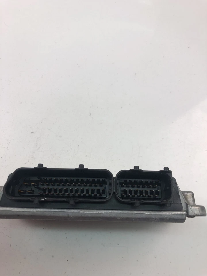 Centralina motore Skoda Fabia II Combi 545 ECU 03C906024AB 27940864 - Immagine 3 di 4