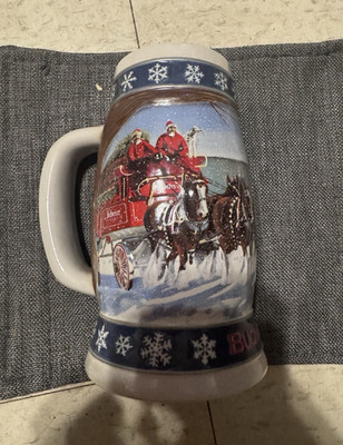 Budweiser 1995 Holiday Stein ''Lighting the Way Home'' Breweriana