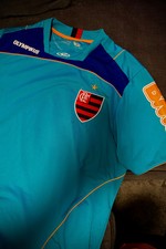 Camiseta de entrenamiento Flamengo rara Olympikus talla M - 2011