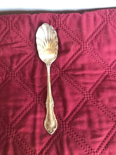 International Sterling Scalloped Shell Sugar Spoon Joan of Arc
