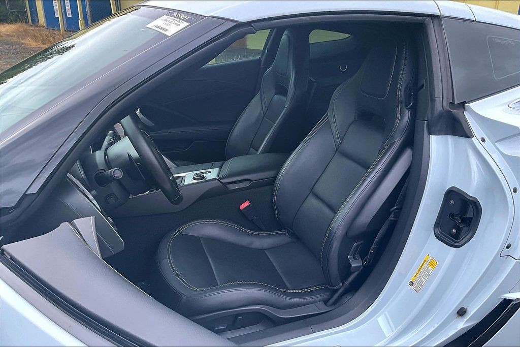 2019 Ceramic White Chevrolet Corvette   | C7 Corvette Photo 9