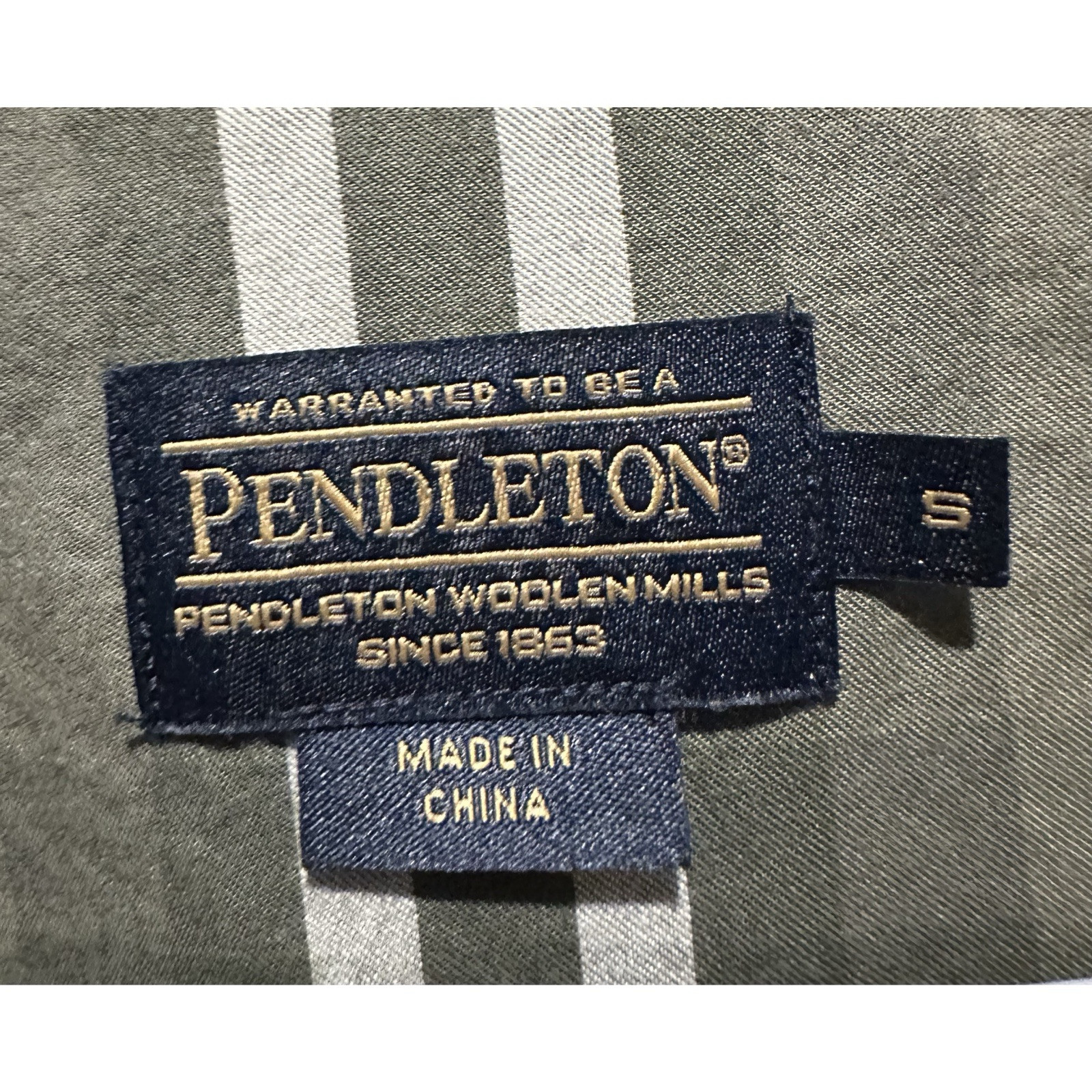 Pendleton Women’s Button Up Flannel Size Small - … - image 2