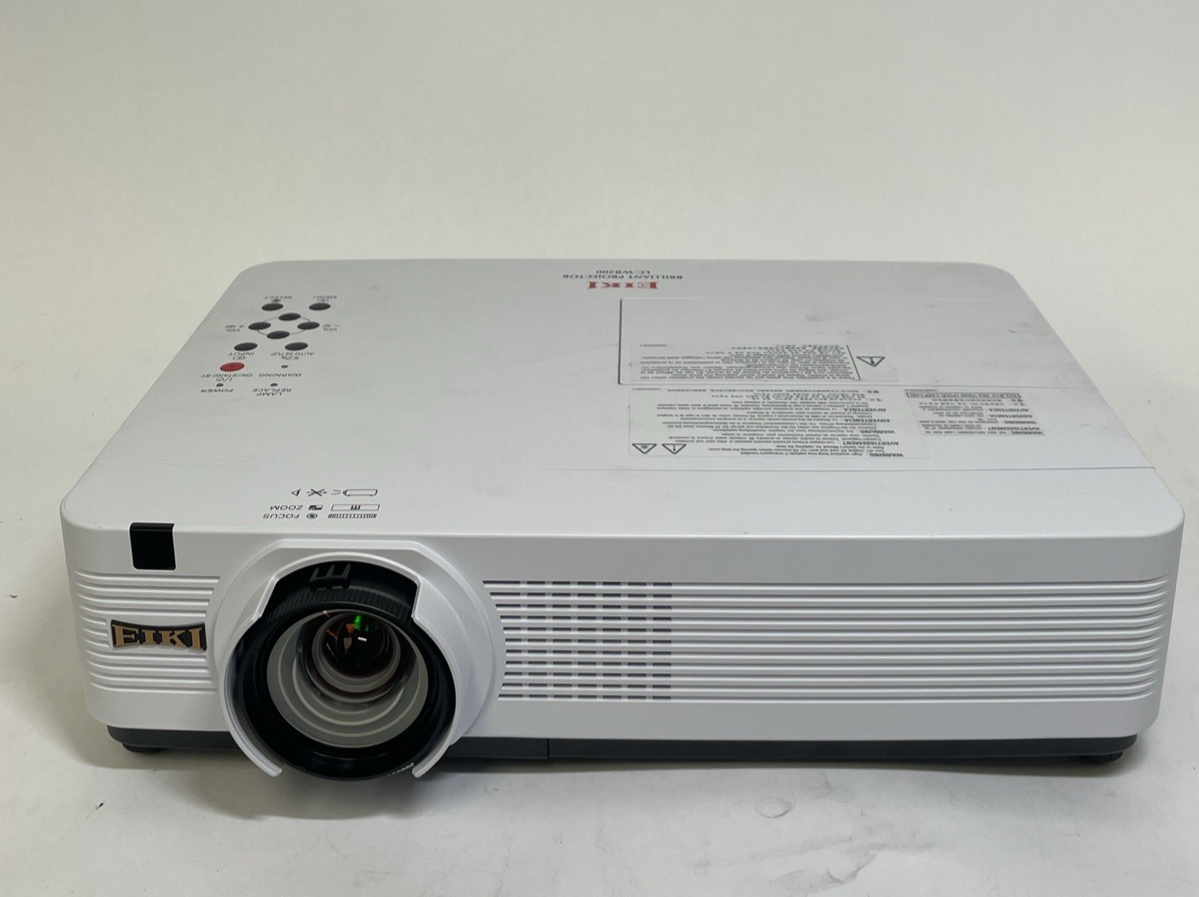 EIKI LC-3000 液晶ビデオ映写機 プロジェクター 通電確認済み Eiki LC Color Video Projector LC-330