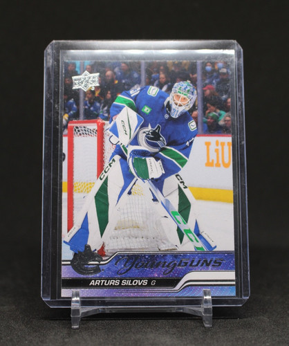 2023-24 Upper Deck Young Guns Arturs Silovs #485 rookie card