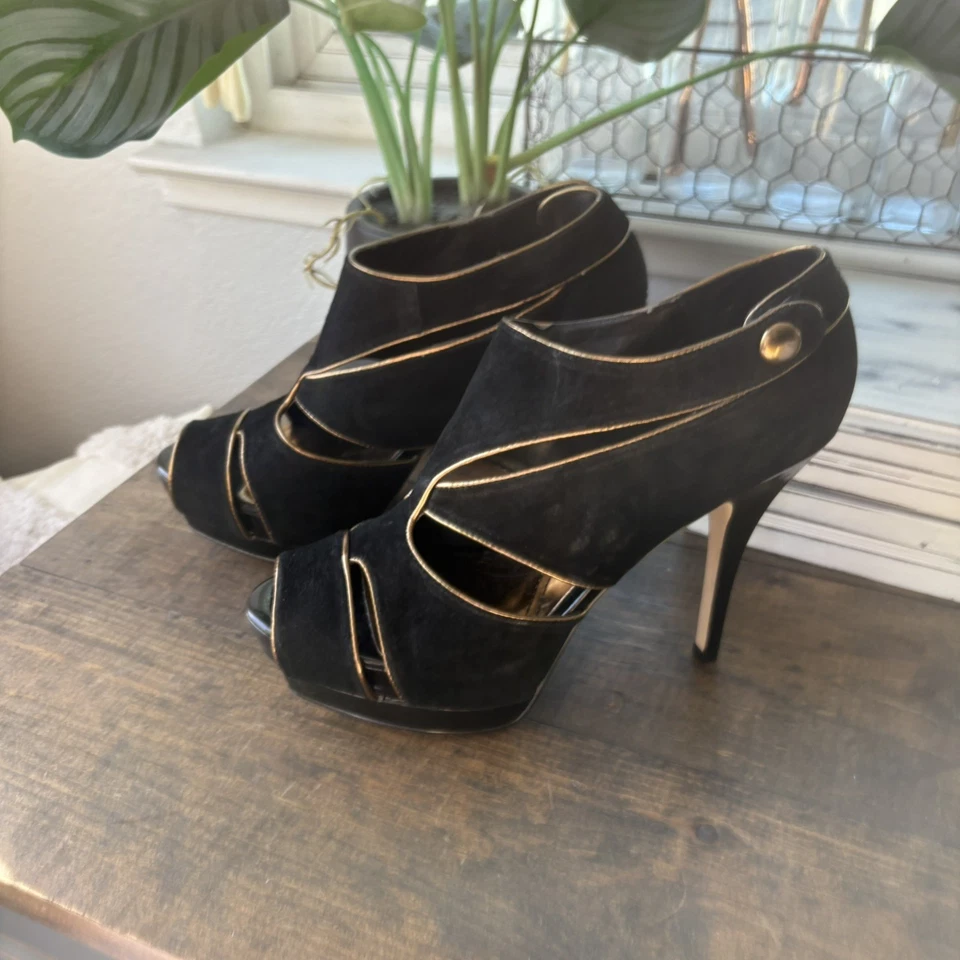 Baby Phat Y2K Lana Para Mujer 9 Negro Bomba Gamuza Tacón Cómodo Informal Punta abierta Foto 2 de 4