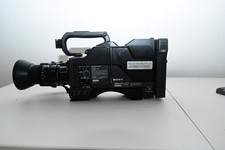Sony DXC-327 Video camera W,Sony quick release plate, multi pin cable, case
