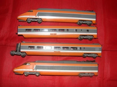 Acheter Train de marchandises électrique Renfe avec lumière pont et enrouleur | Juguetilandia