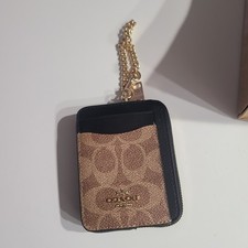 Coach Zip Card Case In Signature Canvas w/ Black Details New In Box Style CW883